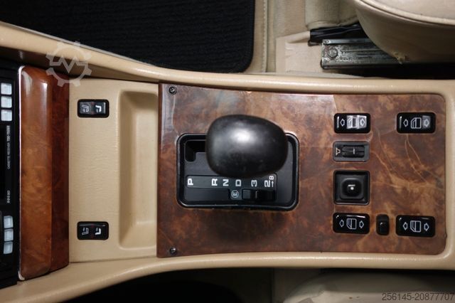 Van MERCEDES-BENZ SEL 500 W126 Schiebdach Leder Langversion TüvNeu