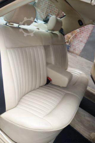 Van MERCEDES-BENZ SEL 500 W126 Schiebdach Leder Langversion TüvNeu