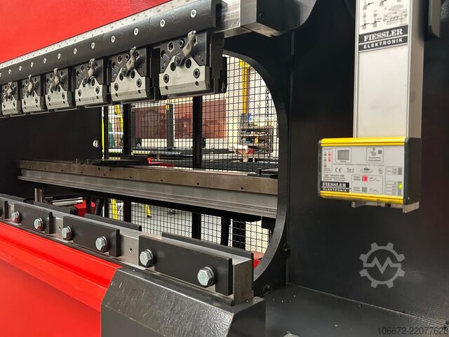 Press brake AMADA PROMECAM HFE MK II 8 AXIS
