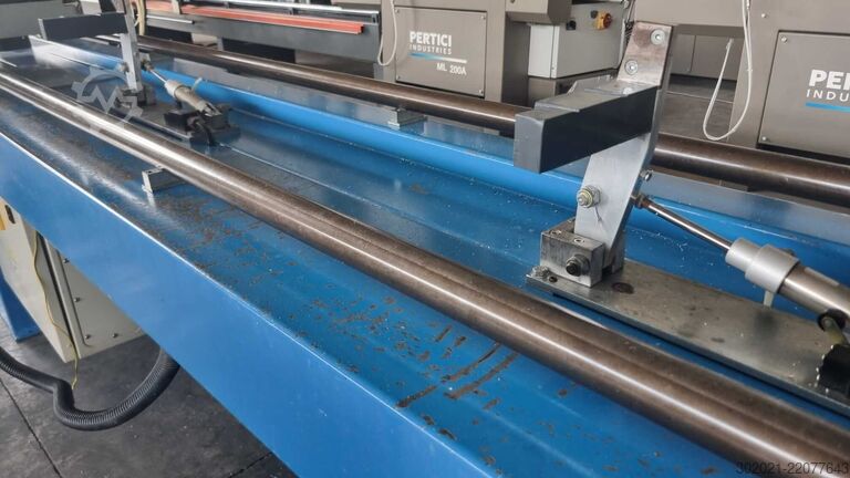 Double-Head Mitre Saw for Alu Profiles Pertici Univer 403 P