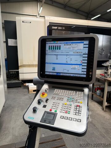 Universal machining center DMG MORI DMF 180-7