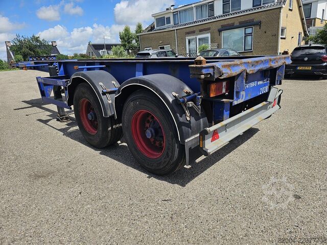 Transport von Containern MKF METALLBAU CS 20 -20 FOOT- CONTAINER CHASSIS -HEAVY DUTY- ...