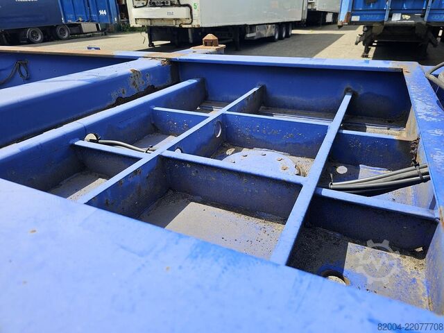Transport von Containern MKF METALLBAU CS 20 -20 FOOT- CONTAINER CHASSIS -HEAVY DUTY- ...