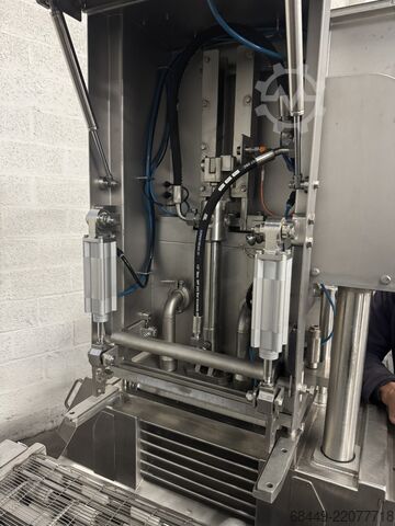 Formmaschine MLF 400 + Springband GEA MultiFormer 400 + Schietband