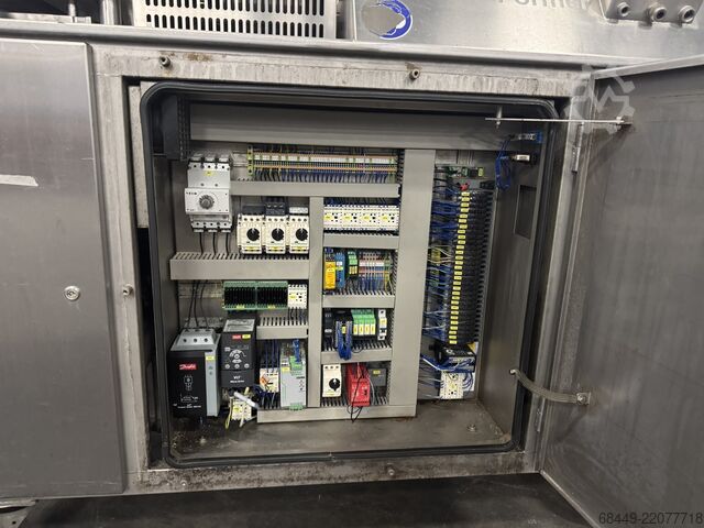 Formmaschine MLF 400 + Springband GEA MultiFormer 400 + Schietband