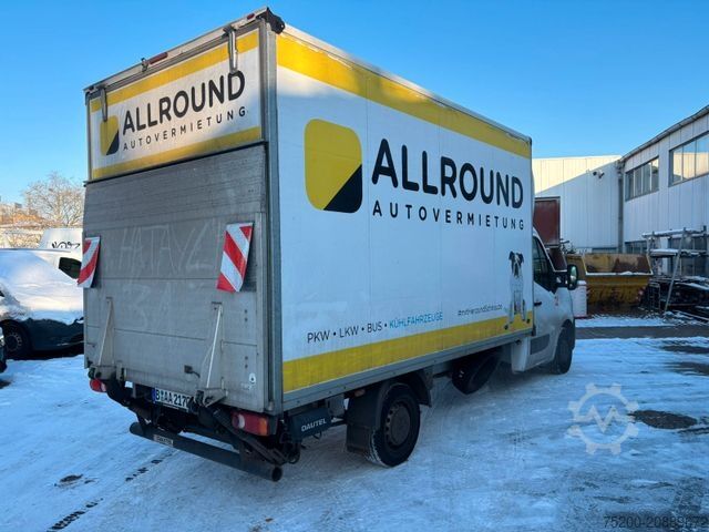 Box van RENAULT Master
