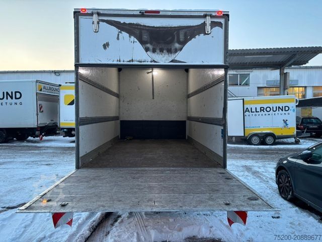 Box van RENAULT Master