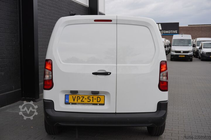 Panel van Peugeot Partner 1.2 110PK BENZINE ! - Airco - Cruise - ...