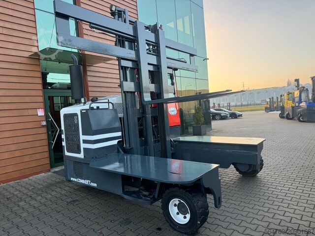 Vierwegestapler Combilift C6000/Wide positioner/ Only 3157 hours !