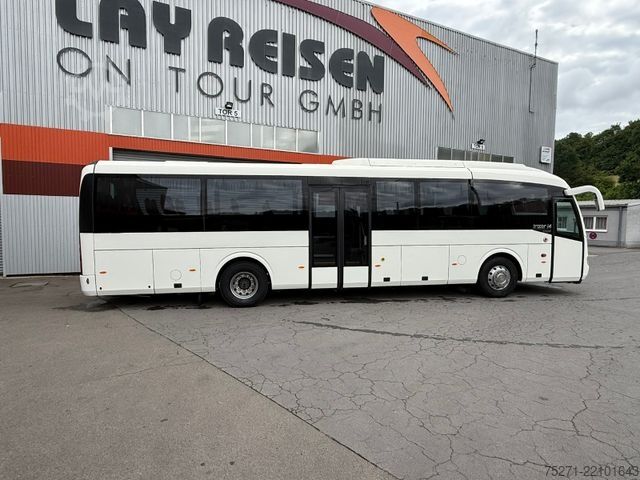 Intercity bus IRIZAR i4 integral