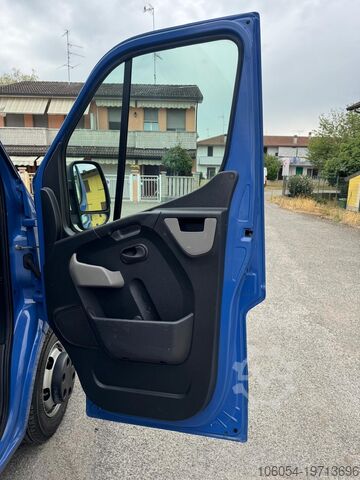 Langer Kastenwagen Opel Movano