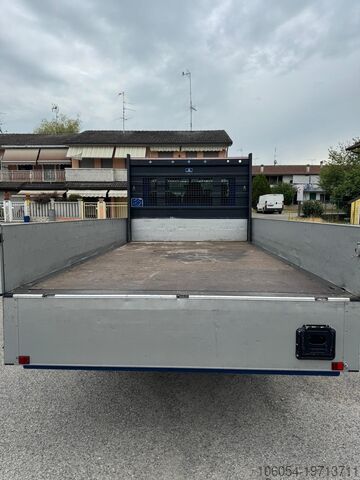 Fester Kastenwagen Opel Movano