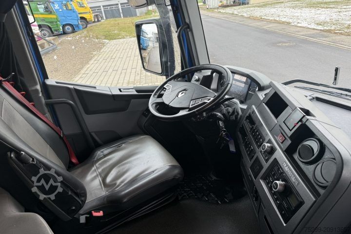Standard tractor unit Renault T430 4x2 / Swiss-Vehicle