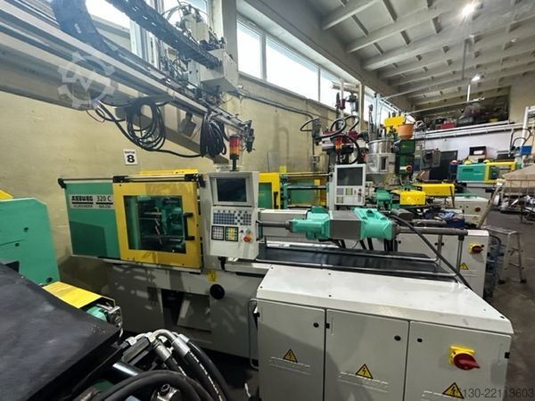 Injection molding machine Arburg 370H 600-100