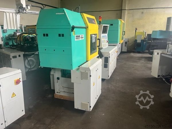 Injection molding machine Arburg 320K 700-250