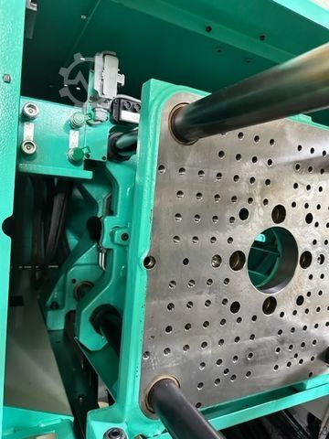 Injection molding machine Arburg 370S 700-100/100