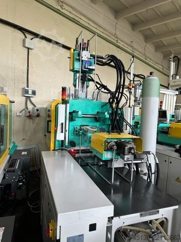 Injection molding machine Arburg 370S 700-100/100
