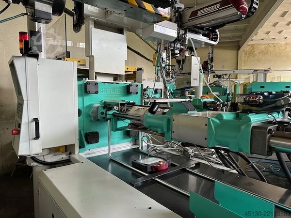 Injection molding machine Arburg 420C 800-250