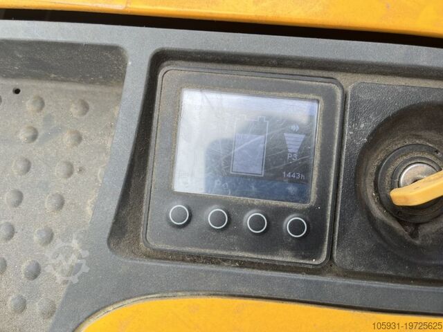 Pedestrian Stacker Jungheinrich EJC110