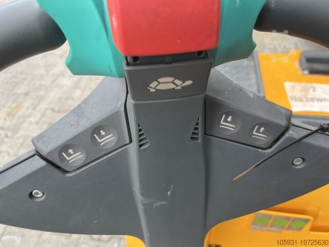 Pedestrian Stacker Jungheinrich EJC216