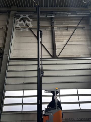 Reach Trucks Still FM-X10