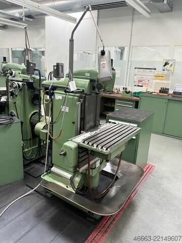 Universal milling machine from a school Deckel FP2