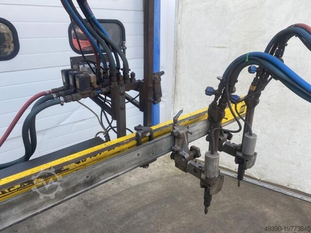 Brennschneidmaschine mit fotooptischer Nachlaufsteuerung, Fotooptische Brennmaschine, Brennschneidan ESAB ULTRAREX UXC 15/20