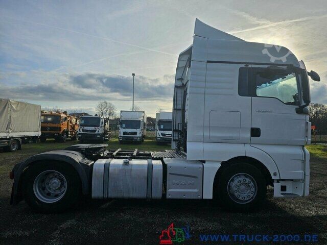 Roll-off container MAN TGX 18.440 XXL 2Betten Retarder 1.Hd Kühlschrank