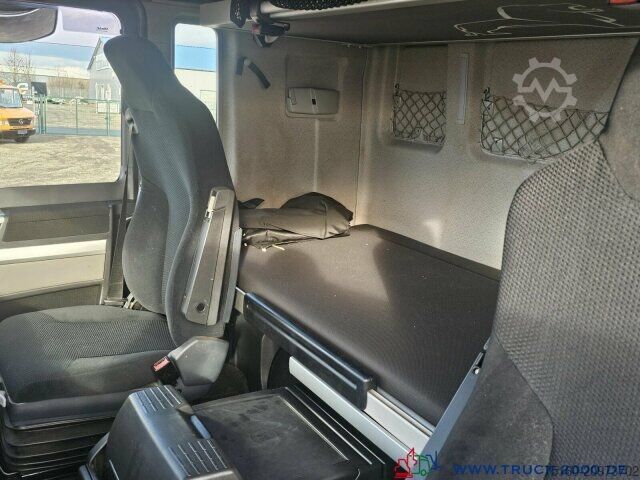 Roll-off container MAN TGX 18.440 XXL 2Betten Retarder 1.Hd Kühlschrank