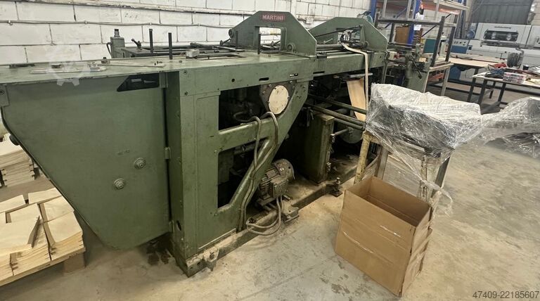 Buchbindereimaschine Kolbus BF 522 Case Making Line