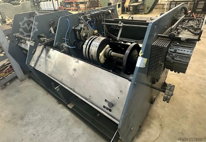Buchbindereimaschine Kolbus BF 522 Case Making Line
