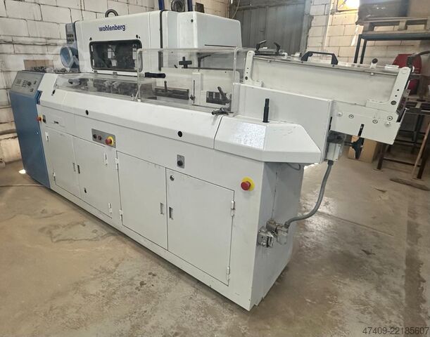 Buchbindereimaschine Kolbus BF 522 Case Making Line
