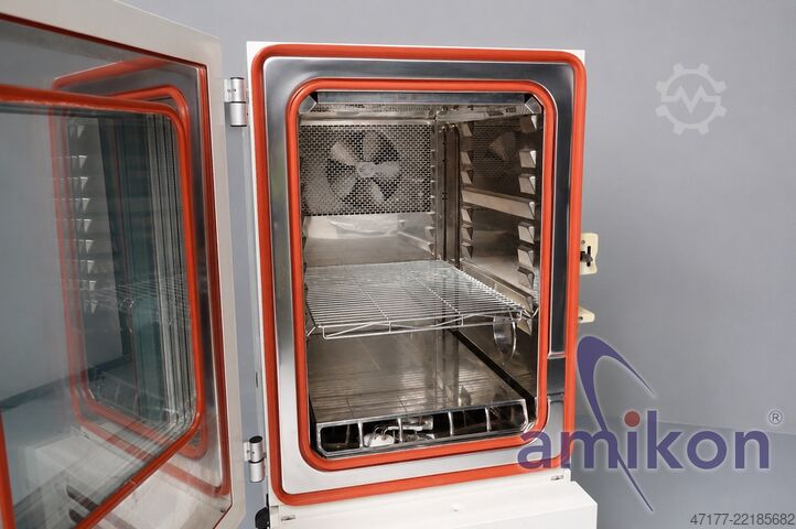 Climate test chamber 335 liters 10-98% relative humidity. Vötsch VC³ 0034 -10 °C bis +90 °C