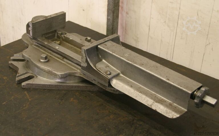 Machine vice Brockhaus Spanweite 270 mm