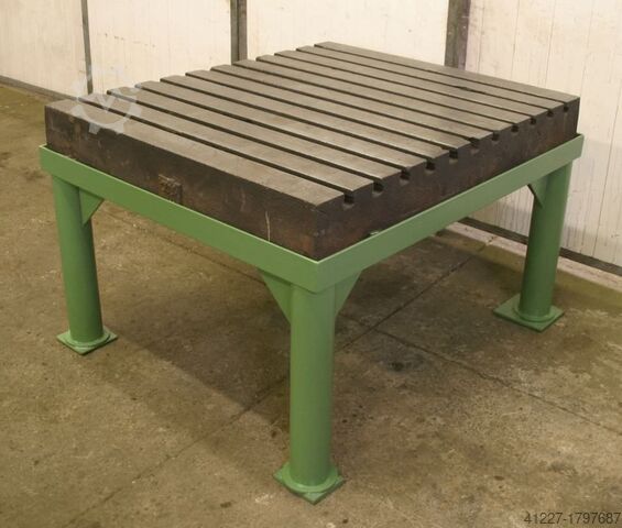 Aufspannplatte mit T Nut Stolle 1300/1100/H820 mm