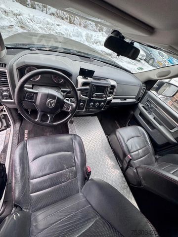 Pick-up DODGE RAM 2500-Grün foliert-original Weiß - unfallfrei