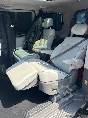 Kleinbus HYUNDAI STARIA 2.2 CRDi Signature-4WD-Bose-Pano-Voll