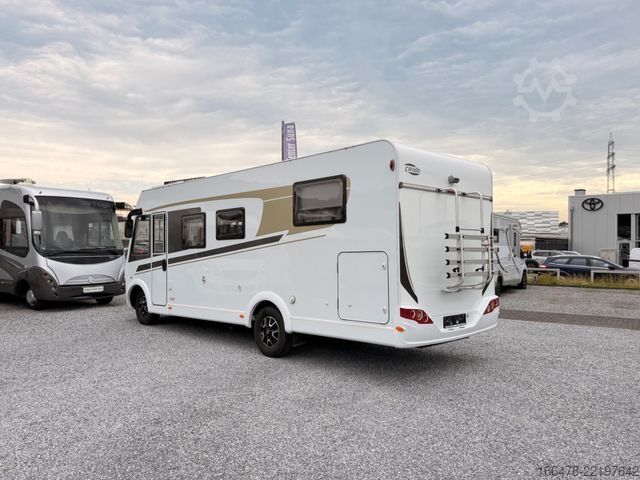 Integrated camper CARADO I 447 *Einzelbetten-Hubbett-Automatik*