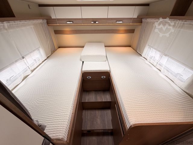 Integrated camper CARADO I 447 *Einzelbetten-Hubbett-Automatik*