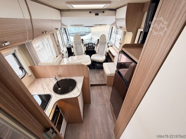 Integrated camper CARADO I 447 *Einzelbetten-Hubbett-Automatik*
