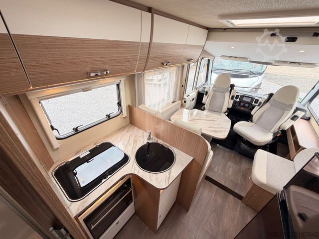 Integrated camper CARADO I 447 *Einzelbetten-Hubbett-Automatik*