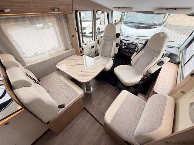 Integrated camper CARADO I 447 *Einzelbetten-Hubbett-Automatik*