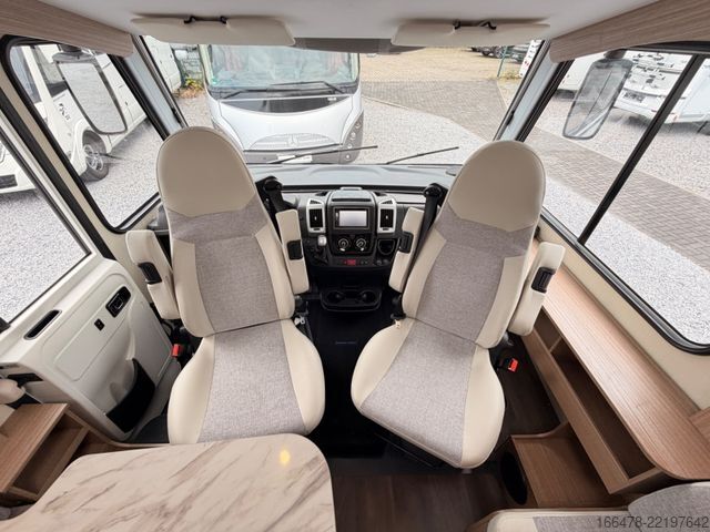 Integrated camper CARADO I 447 *Einzelbetten-Hubbett-Automatik*