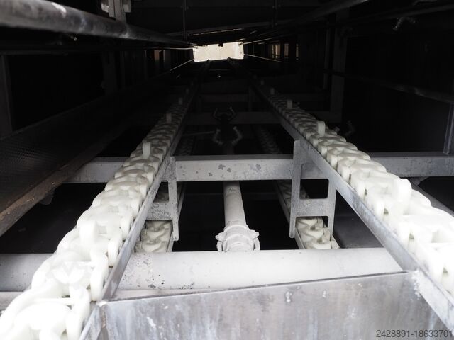 Steam washer for crates/containers Maskinfabrikken Hillerslev a/s 