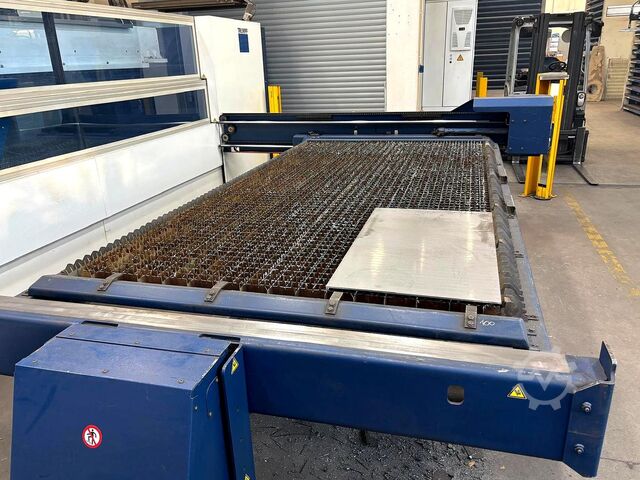 Laser cutting machine Trumpf TruLaser 1030
