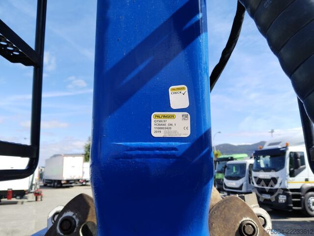 Tow truck RENAULT K 440 R6X6 MEDIUM E6