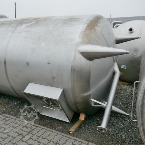 11,800 liter food-grade storage tank made of V2A (stainless steel).  9512