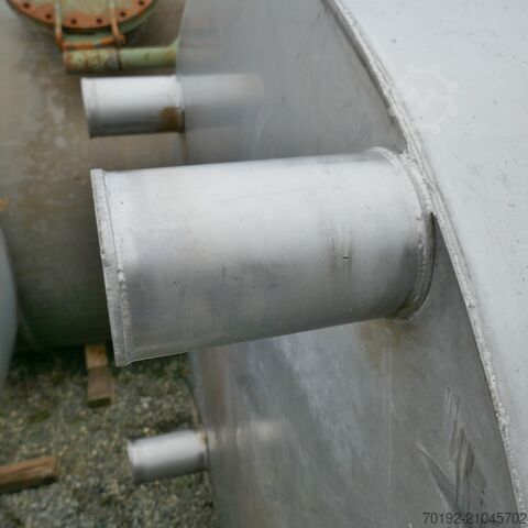 8000 Liter isolierter Behälter aus V2A mit seitlichem Propellerrührwerk  9469