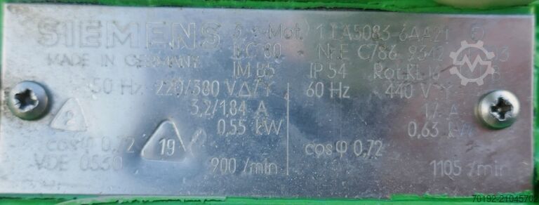 8000 Liter isolierter Behälter aus V2A mit seitlichem Propellerrührwerk  9469