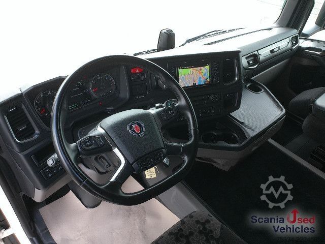Standard tractor unit Scania R 460 A4x2NA